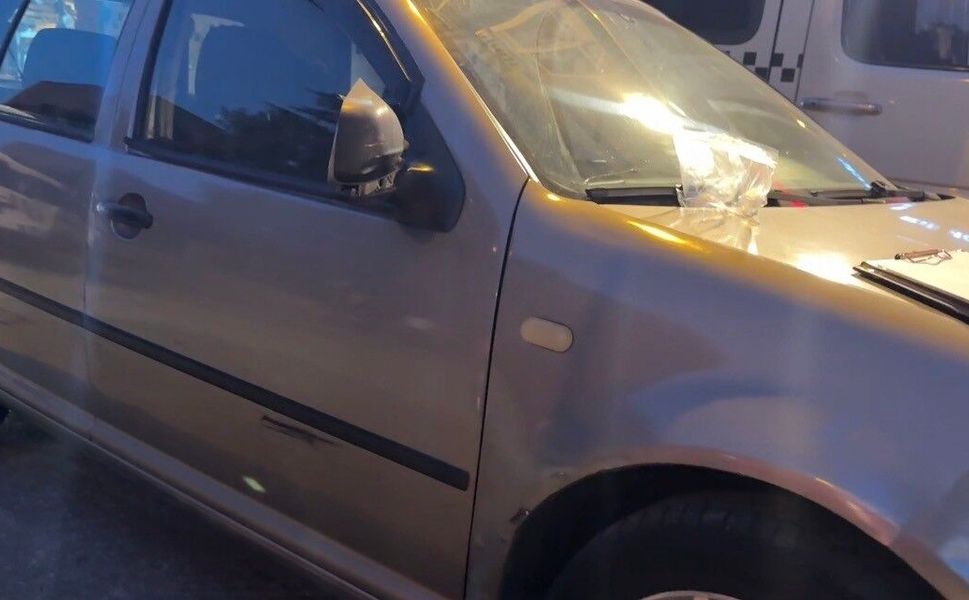 Eskişehir'de polisten kaçan şüpheli aracın aynasını kırıp kayıplara karıştı