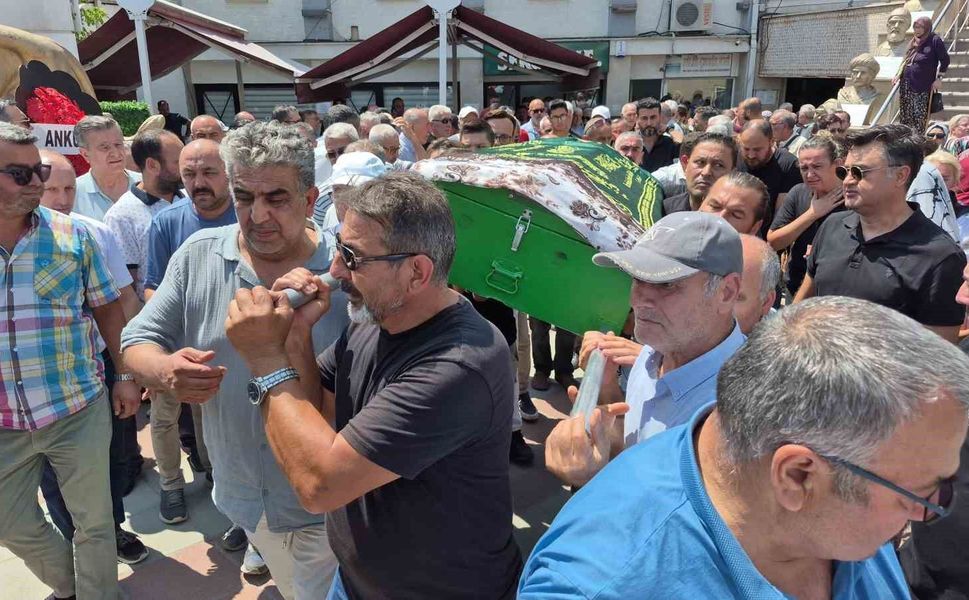 Feci kazada can veren kadın son yolculuğuna uğurlandı