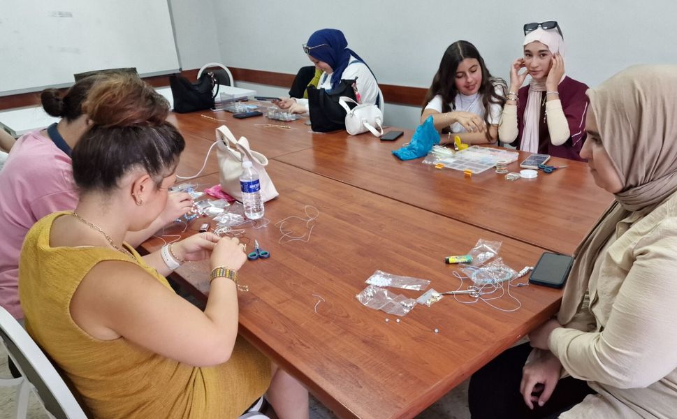 Esmek Yaz Okullarında Gençler Yeteneklerini Keşfetti
