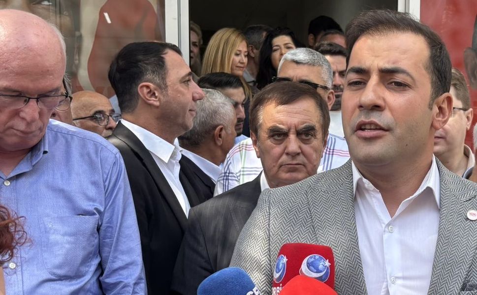 CHP 'li Talat Yalaz, Yeni Parti'li Talat Yalaz'ı Yalanladı