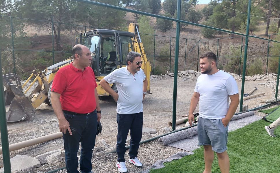 Mihalgazi'de Spor Alanları Yenileniyor