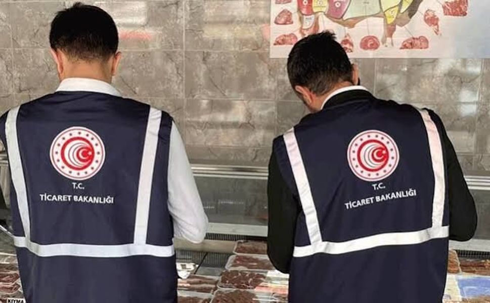 Eskişehir'de fahiş fiyat ve etiket denetimi, 64 firmaya ceza yazıldı