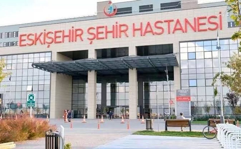 Çevre yolundaki otomobil yangınında yaralanan çocuğun sağlık durumu kritik
