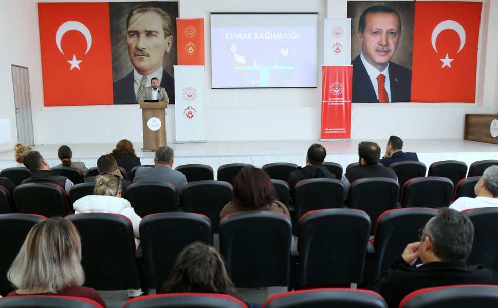 Eskişehir'de 'Kumar Bağımlılığı' ile ilgili eğitim verildi
