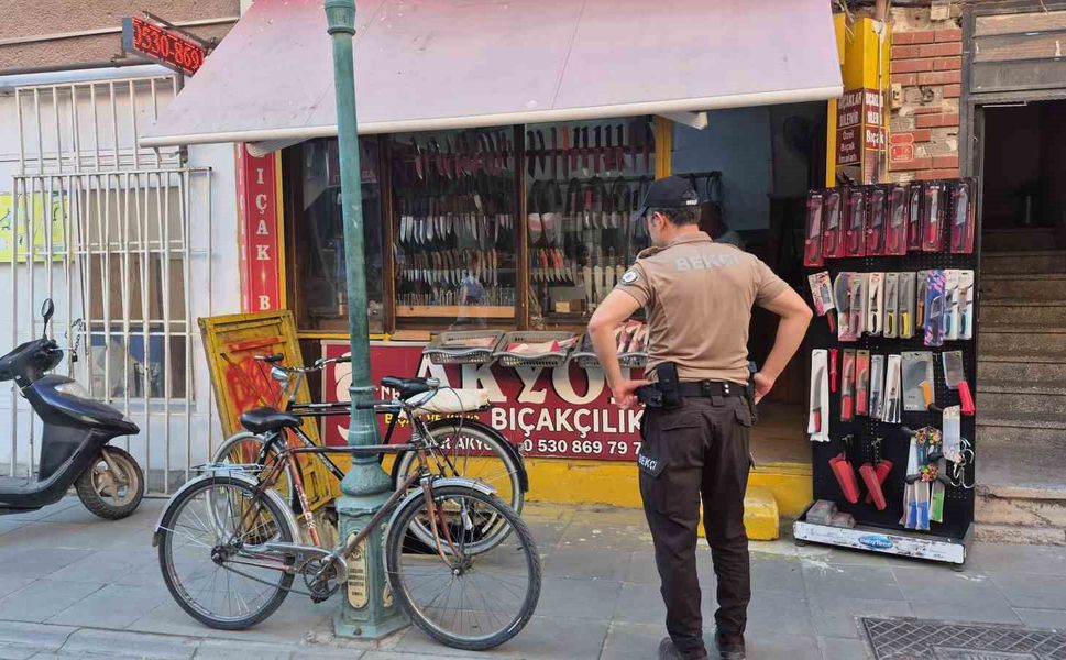 Dengesini kaybederek bodrum kata düşen yaşlı adam yaralandı