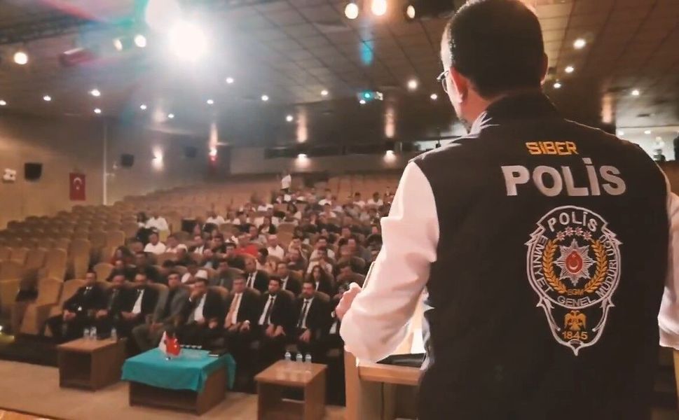 Eskişehir polisinden dolandırıcılara karşı 'KAPTIRMA' projesi