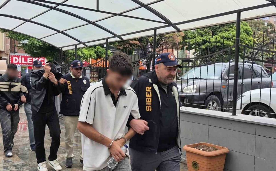 Eskişehir'deki yasa dışı bahis operasyonunda 4 şüpheli tutuklandı