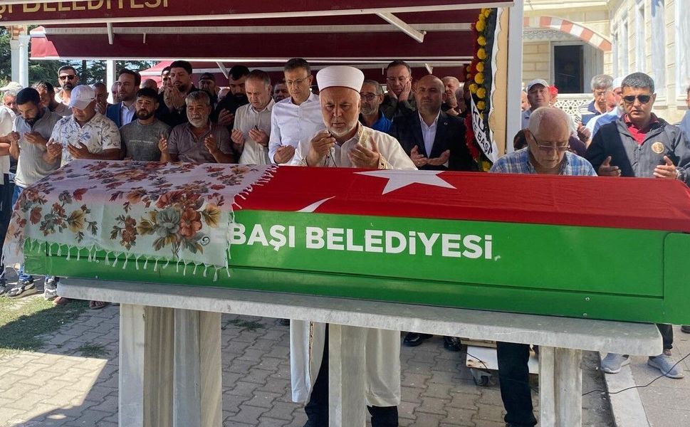 Girne'deki gemi kazasında hayatını kaybeden Eskişehirli kadın son yolculuğuna uğurlandı