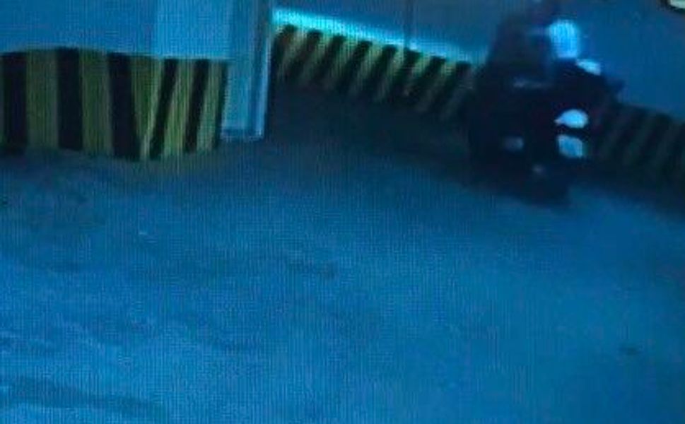 Polisten kaçtıları motosikleti otoparka park ettiler; 400 bin TL cezadan kaçamadılar