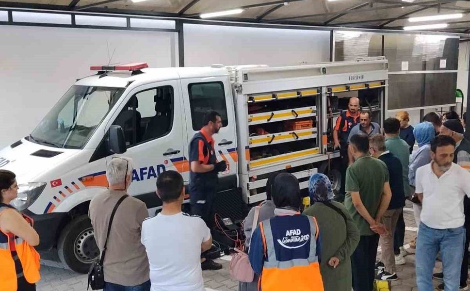 Şirintepe Mahallesi'nde Destek AFAD Gönüllü eğitimi gerçekleştirildi