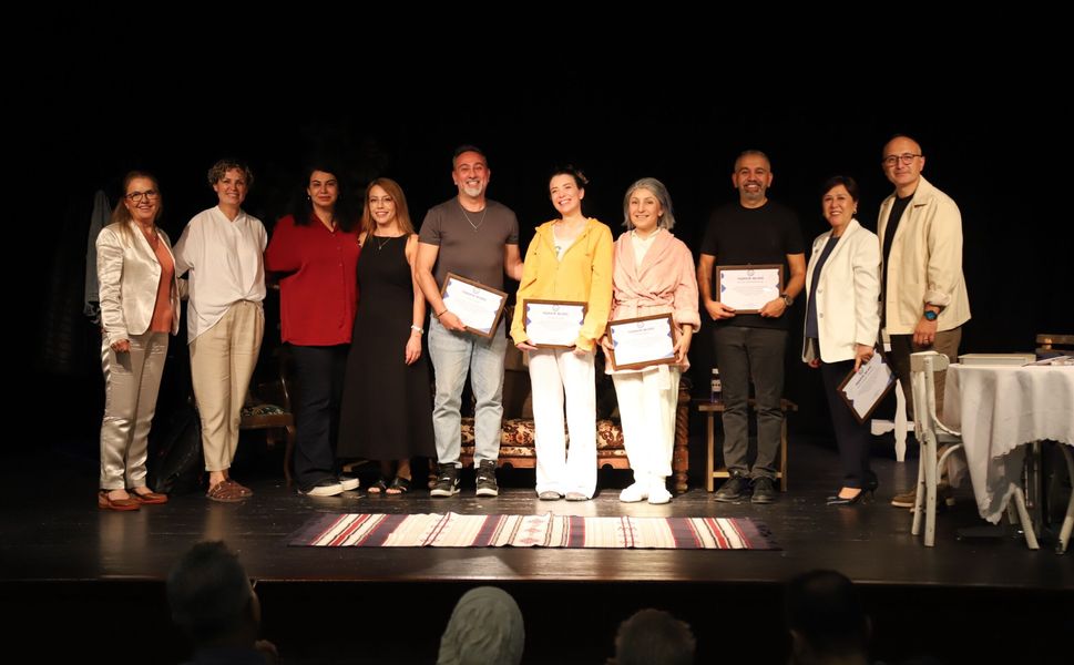 “Demans Pratiği” İle Alzheimer’a Sanatla Dikkat Çekildi