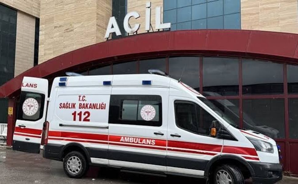 Bıçaklı kavgada ağır yaralanan 17 yaşındaki genç taburcu edildi