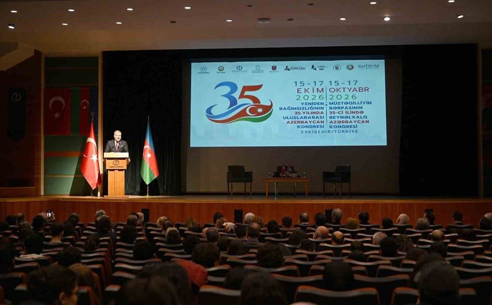 Anadolu Üniversitesinde Azerbaycan'ın bağımsızlığı ve Türk dünyasının geleceği ele alındı