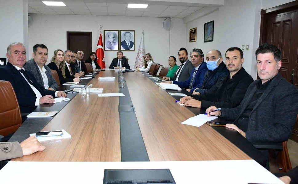 Eskişehir'de 4. ESGES Sempozyumu için müdürlerle sene başı toplantısı yapıldı