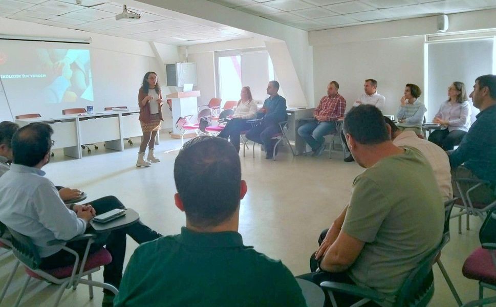 Eskişehir'de İŞKUR personeline psikolojik ilk yardım eğitimi verildi