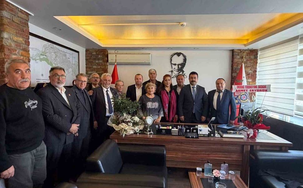 Eskişehir'deki sivil toplum kuruluşlarından İlçe Emniyet Müdürü Sivri'ye ziyaret