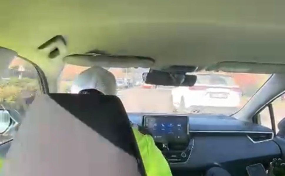 KPSS'ye geç kalınca polis aracıyla sınava yetiştirildi