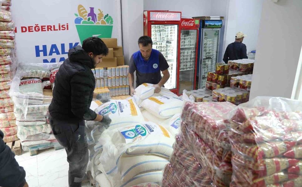 Odunpazarı'nın un üretimi ihtiyaç sahibi ailelerin sofrasına ulaşıyor