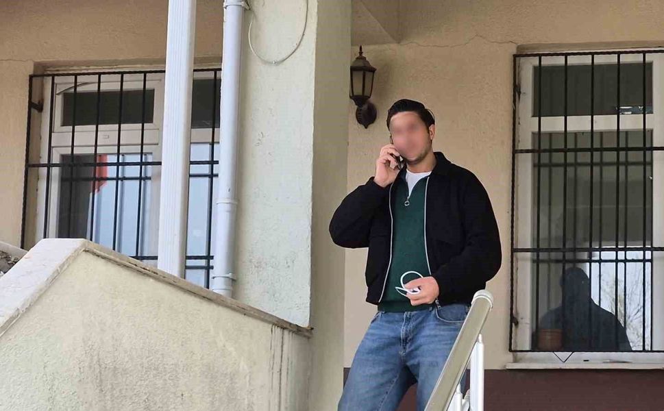 Sınava geç kalınca öfkesini gazeteciden çıkardı