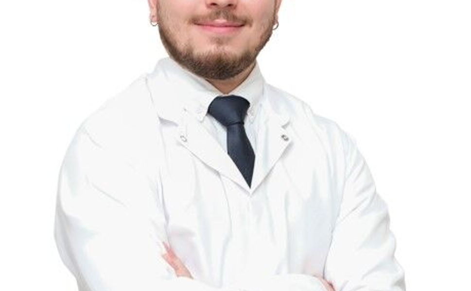 Uzmanı, meme kanseri tedavisinin ardından uygulanan işlemi anlattı