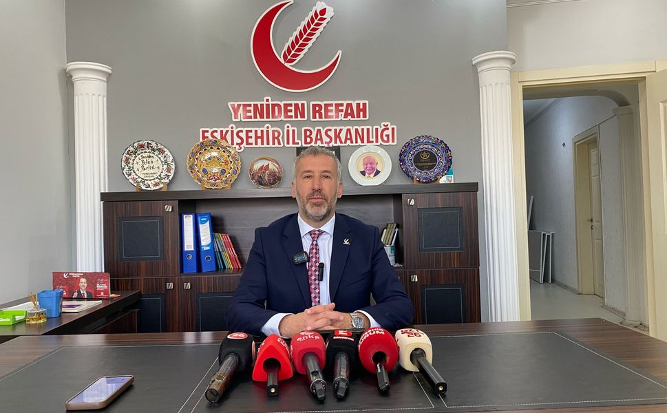 O Parti'nin İl Başkanı Görevinden İstifa Etti