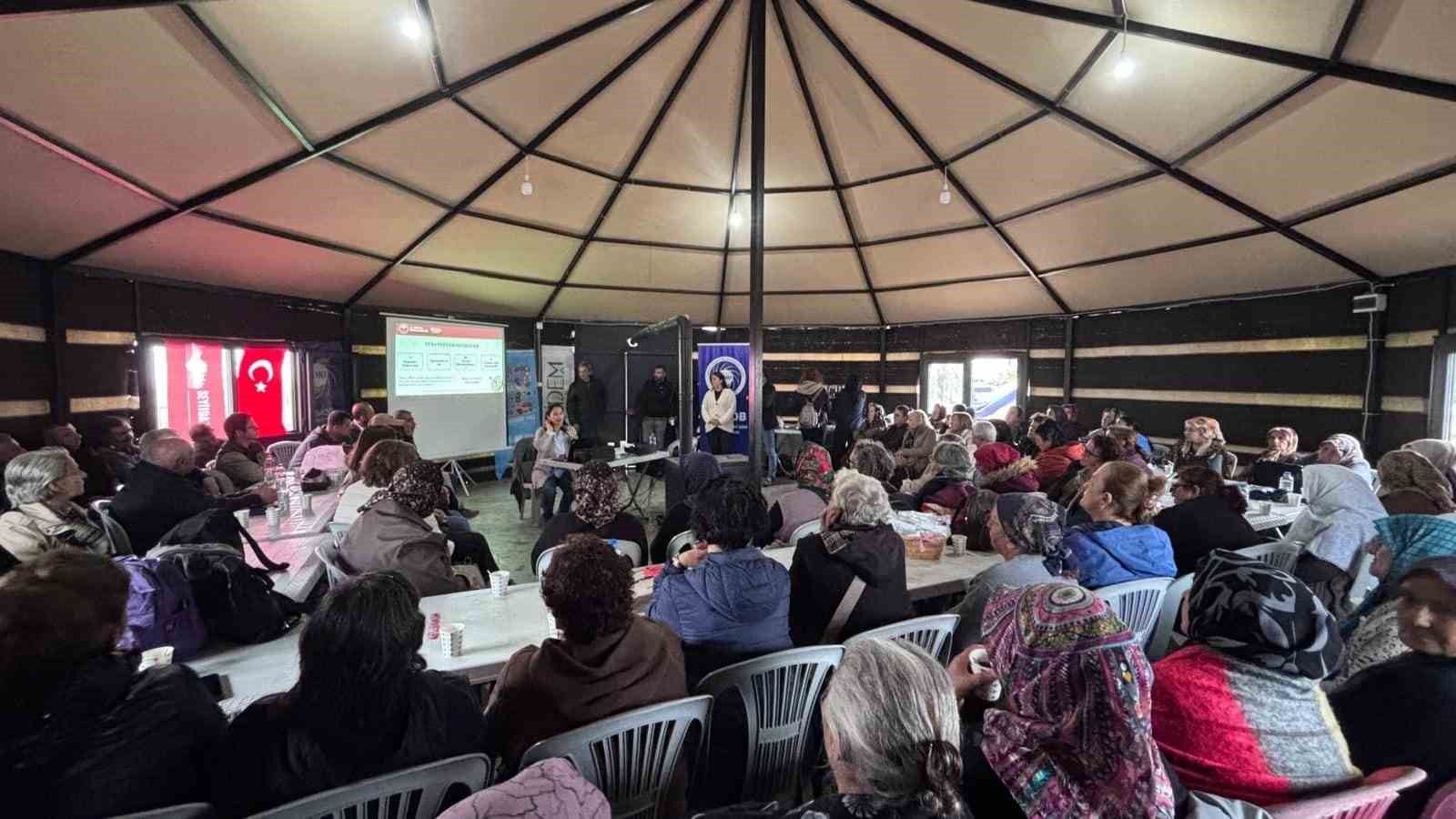 Eskişehir Büyükşehir Belediyesinden kadın çiftçilere 'Katma Değerli Üretim Eğitimi' verildi