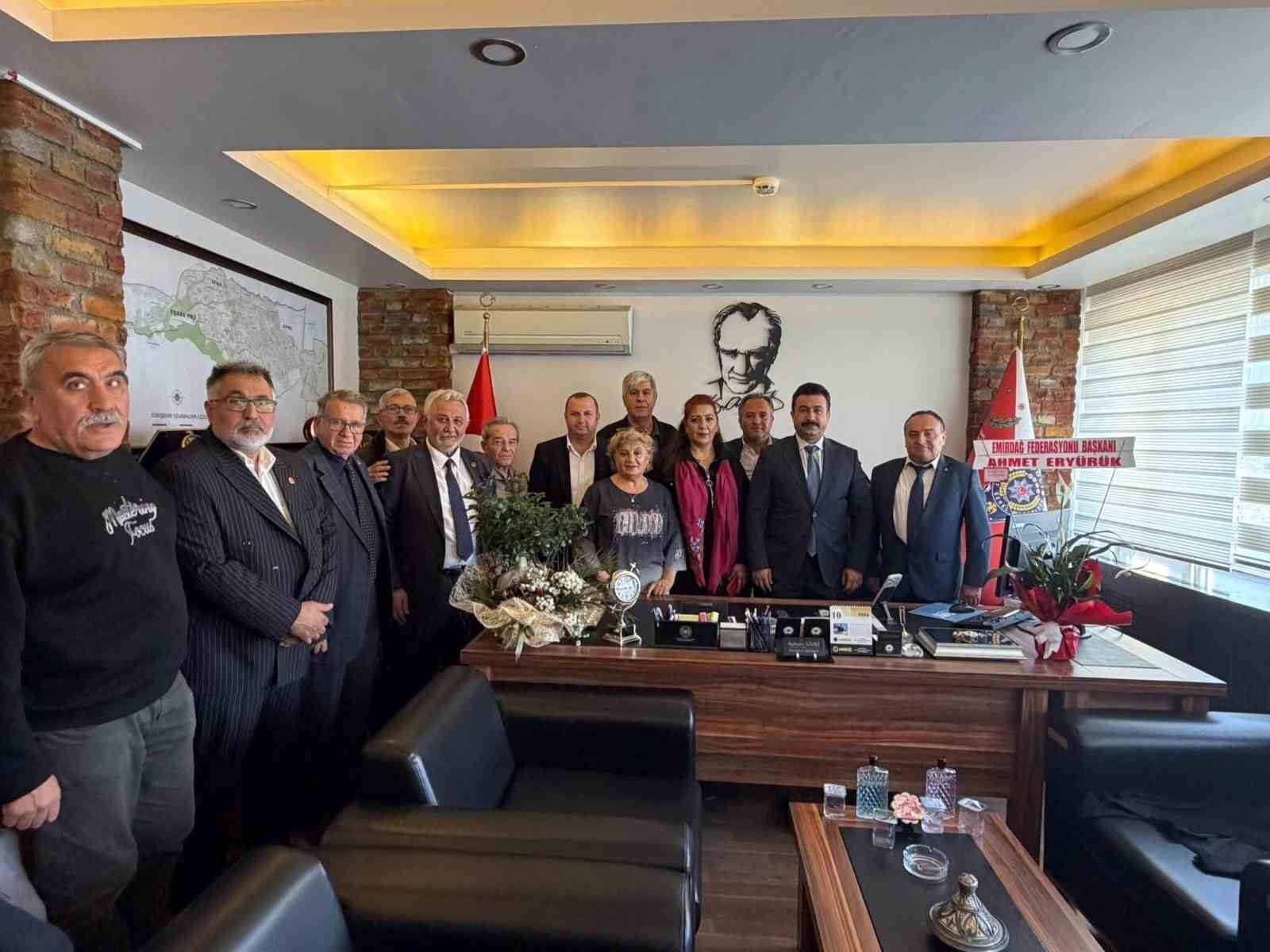 Eskişehir'deki sivil toplum kuruluşlarından İlçe Emniyet Müdürü Sivri'ye ziyaret