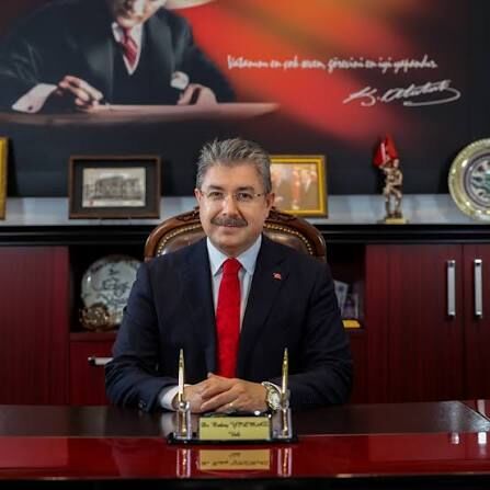 Eskişehir Valisi Yılmaz'dan deprem bölgelerine 'geçmiş olsun' mesajı